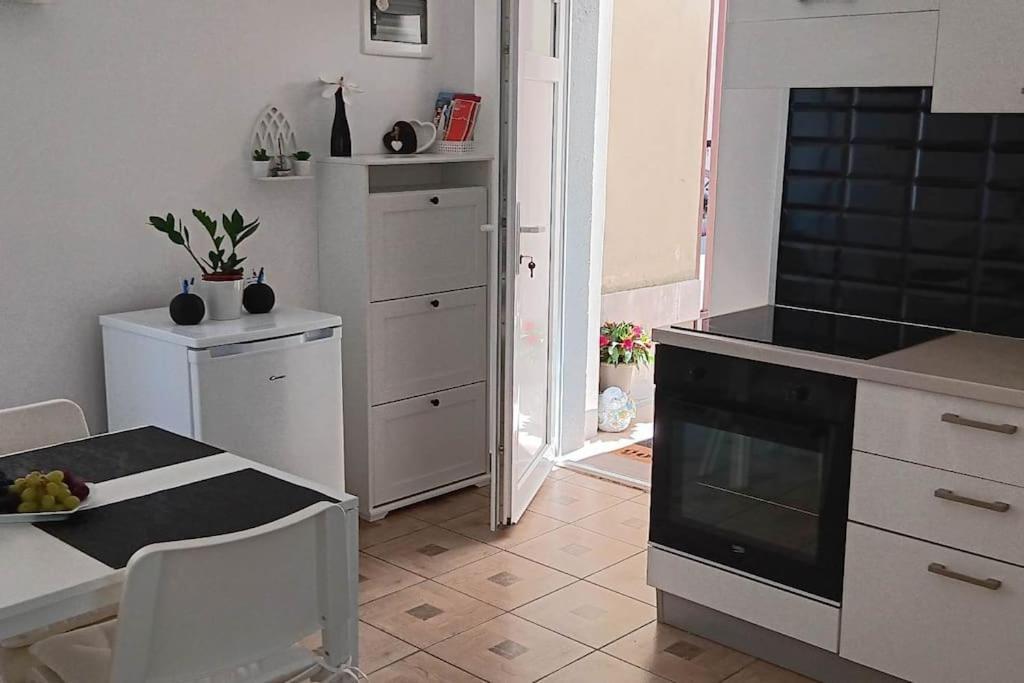 Lovely Apartment Morje - Koper Old Town Buitenkant foto